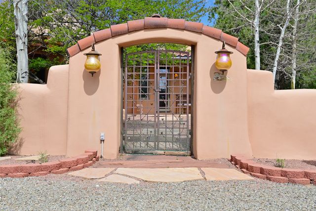 23 La Cueva Creek Road B, Glorieta, NM 87535