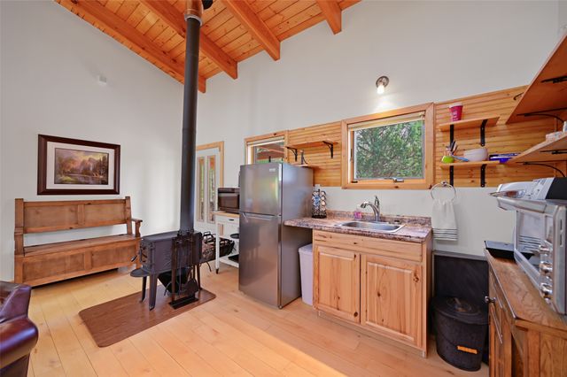 23 La Cueva Creek Road B, Glorieta, NM 87535