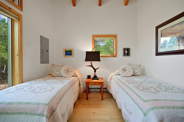 23 La Cueva Creek Road B, Glorieta, NM 87535