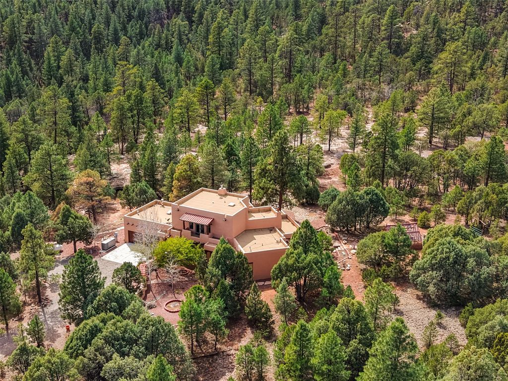 23 La Cueva Creek Road B, Glorieta, NM 87535