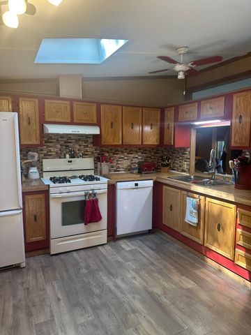 37344 Deer Ridge Road, Crosslake, MN 56442