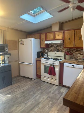 37344 Deer Ridge Road, Crosslake, MN 56442