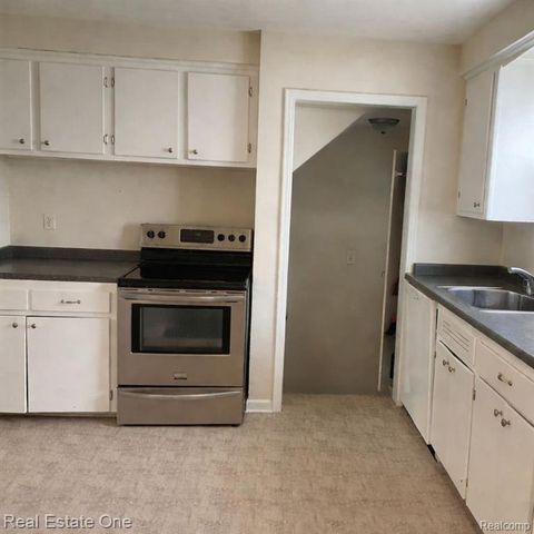 17405 Brady, Redford, MI 48240