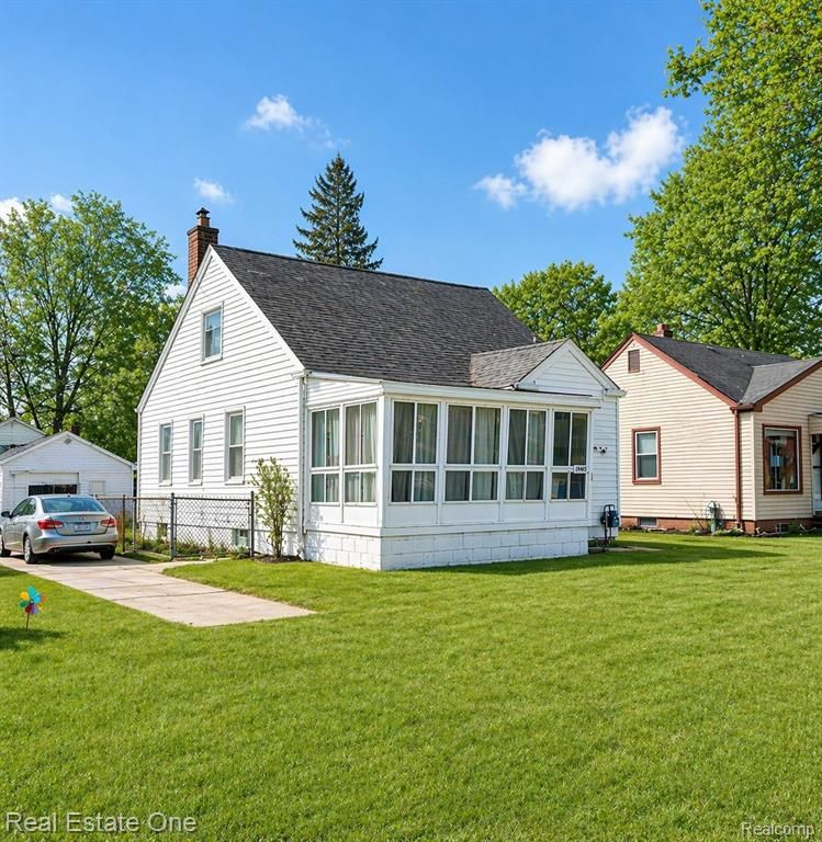 17405 Brady, Redford, MI 48240