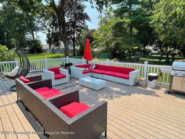 46 Heath Avenue, Oakhurst, NJ 07755