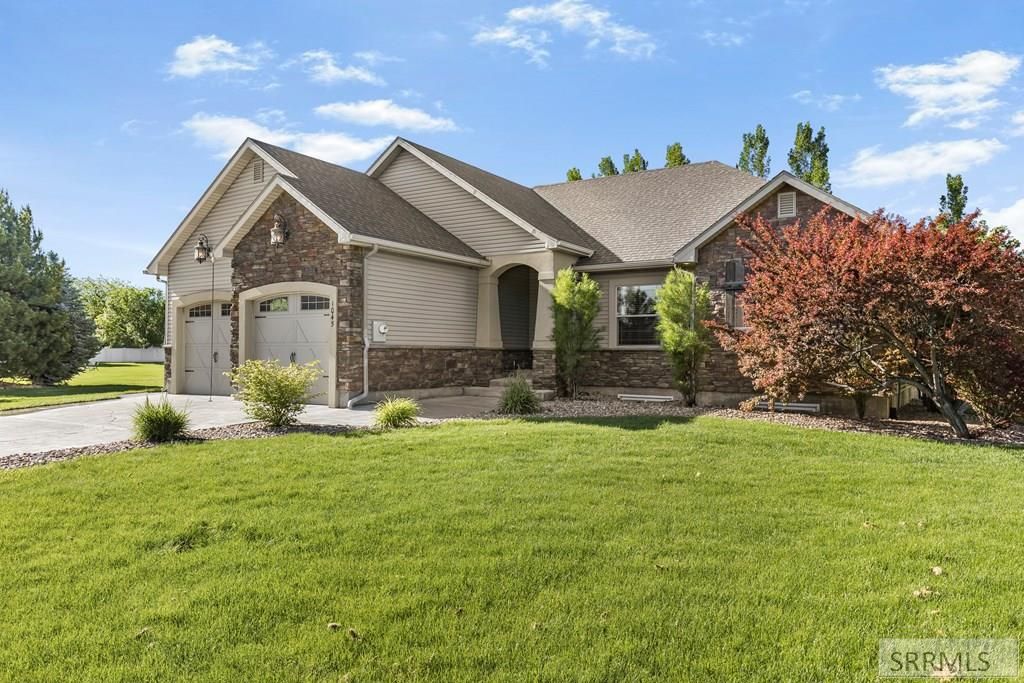 Image 2 of property listing at 1045 Arctic Willow Drive, Rexburg, ID 83440