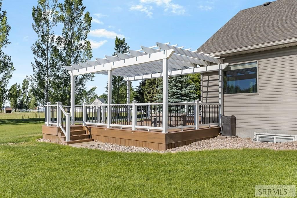 Image 44 of property listing at 1045 Arctic Willow Drive, Rexburg, ID 83440