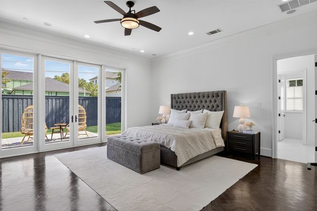 6019 Prestonshire Lane, Dallas, TX 75225
