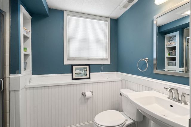 44 Pearl St, Woburn, MA 01801