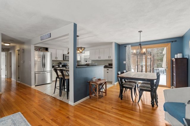 44 Pearl St, Woburn, MA 01801