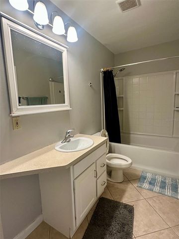 5137 PICADILLY CIRCUS COURT 3, Orlando, FL 32839