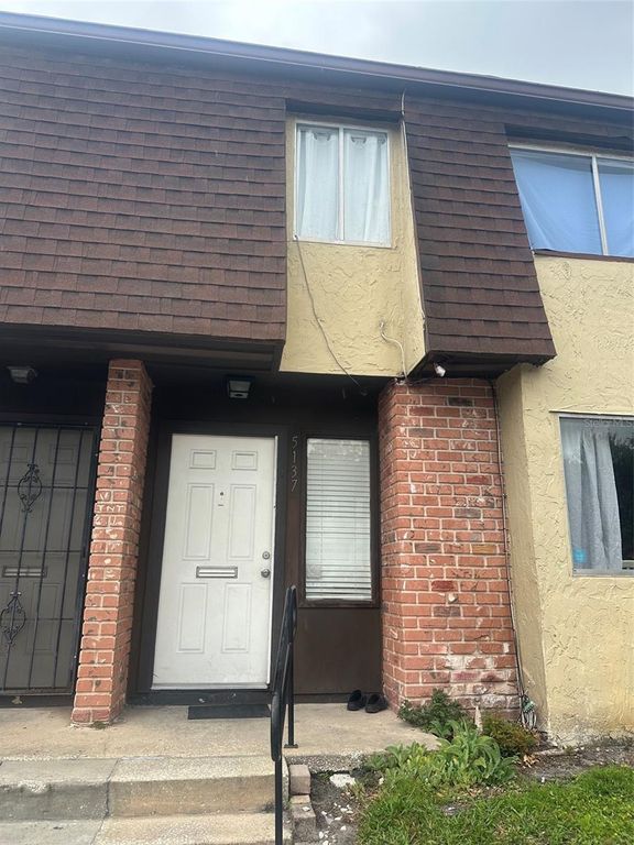 5137 PICADILLY CIRCUS COURT 3, Orlando, FL 32839