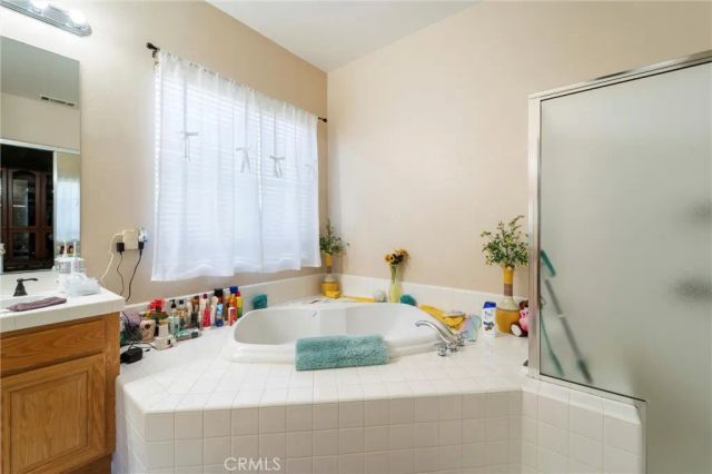 29325 Sparkling Drive, Menifee, CA 92584