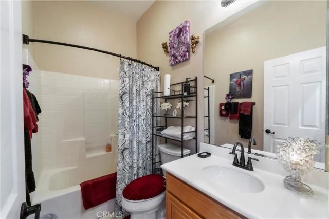 29325 Sparkling Drive, Menifee, CA 92584