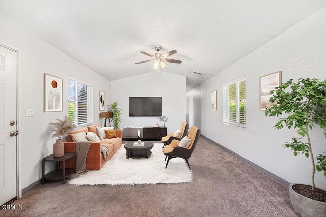 48 Via Lisboa 48, Camarillo, CA 93012