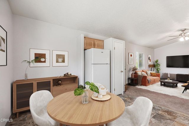 48 Via Lisboa 48, Camarillo, CA 93012