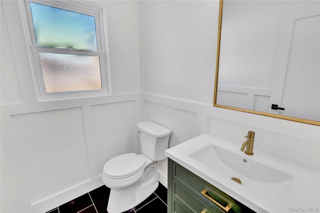 12 Dahlia Lane, Wantagh, NY 11793