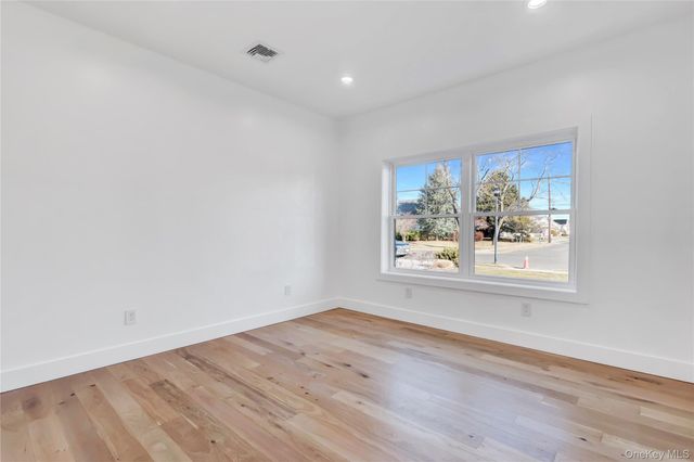 12 Dahlia Lane, Wantagh, NY 11793