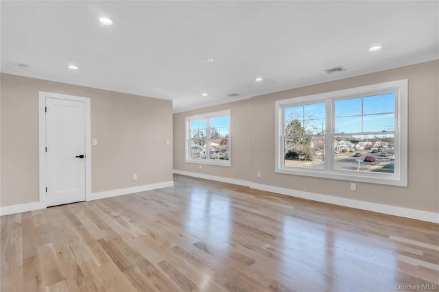 12 Dahlia Lane, Wantagh, NY 11793