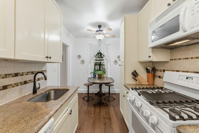 294 Bronxville Road 1F, Bronxville, NY 10708