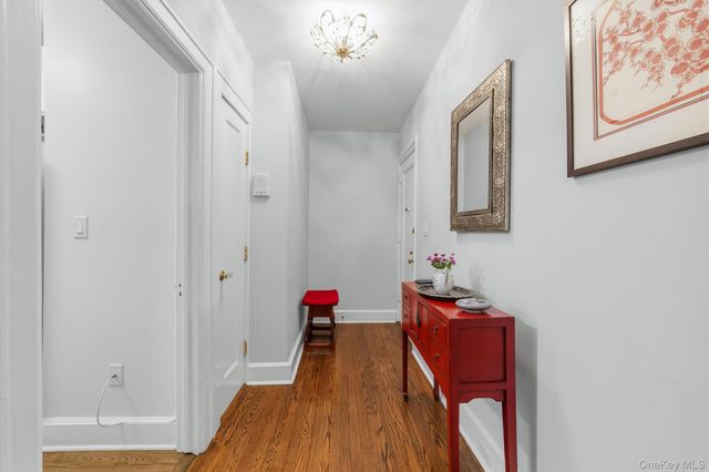 294 Bronxville Road 1F, Bronxville, NY 10708