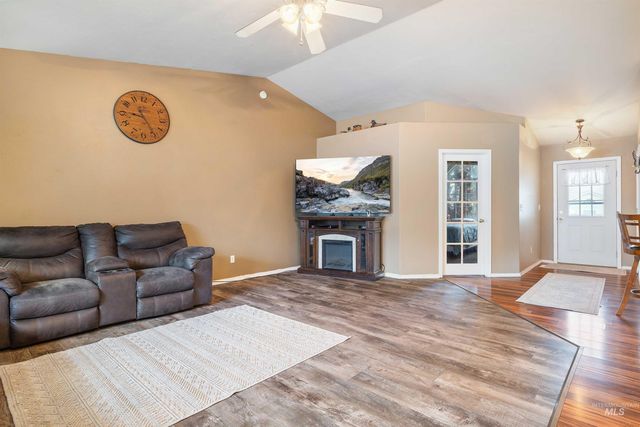 2548 Ironwood Ave, Twin Falls, ID 83301