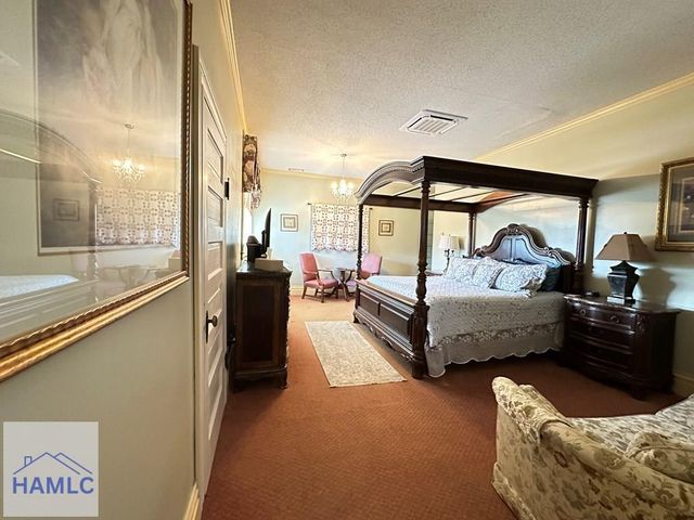 426 W Church Street, Swainsboro, GA 30401