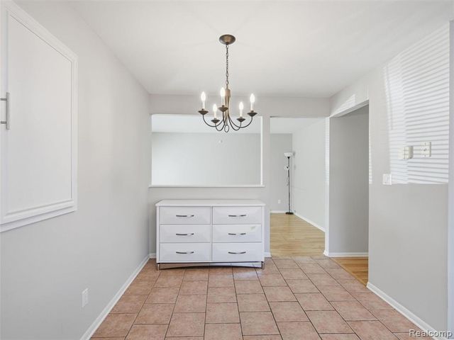 8919 Louise Street, Livonia, MI 48150