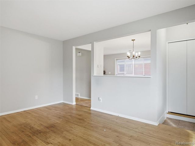 8919 Louise Street, Livonia, MI 48150