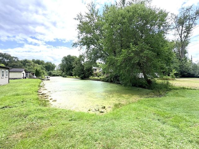 9739 269th AVENUE, Trevor, WI 53179
