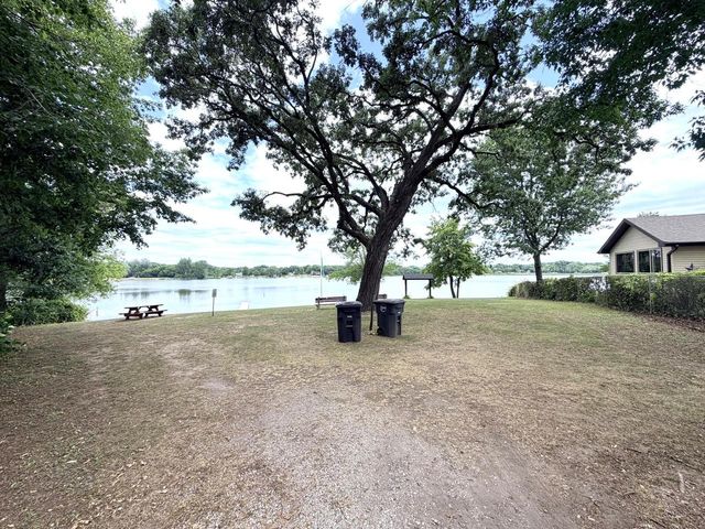 9739 269th AVENUE, Trevor, WI 53179
