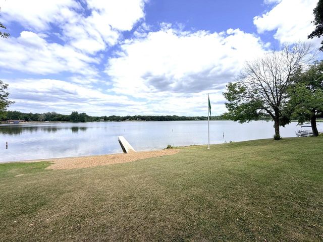 9739 269th AVENUE, Trevor, WI 53179