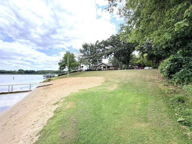 9739 269th AVENUE, Trevor, WI 53179
