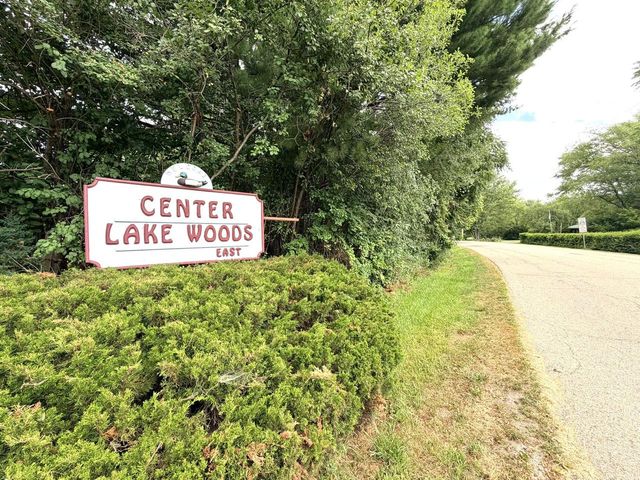 9739 269th AVENUE, Trevor, WI 53179