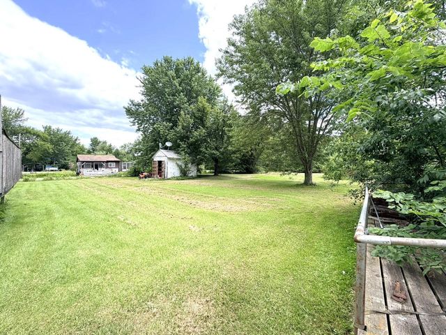 9739 269th AVENUE, Trevor, WI 53179
