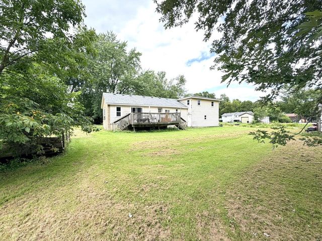 9739 269th AVENUE, Trevor, WI 53179