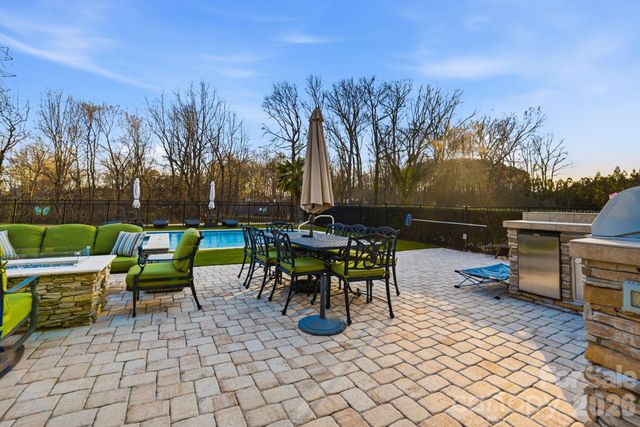 17413 Robbins Ridge Road, Cornelius, NC 28031