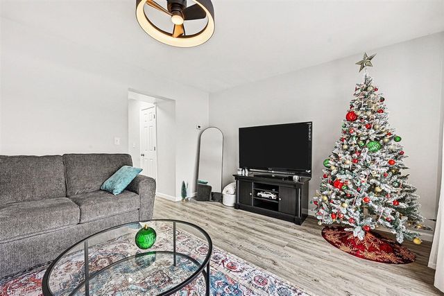 3407 Kenbrooke Court, Kalamazoo, MI 49006