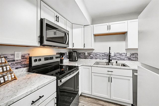 3407 Kenbrooke Court, Kalamazoo, MI 49006