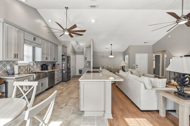 189 Palladium Dr., Surfside Beach, SC 29575