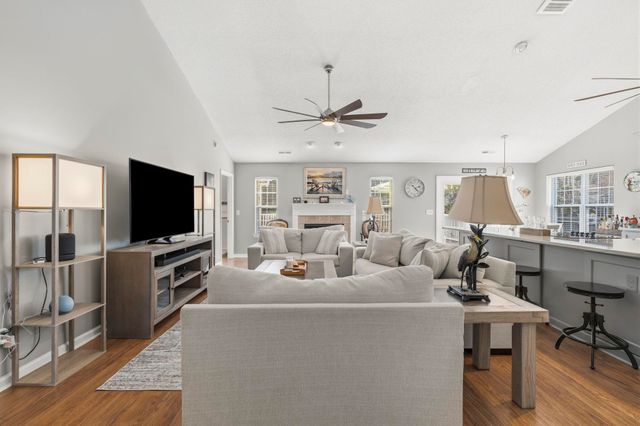 189 Palladium Dr., Surfside Beach, SC 29575