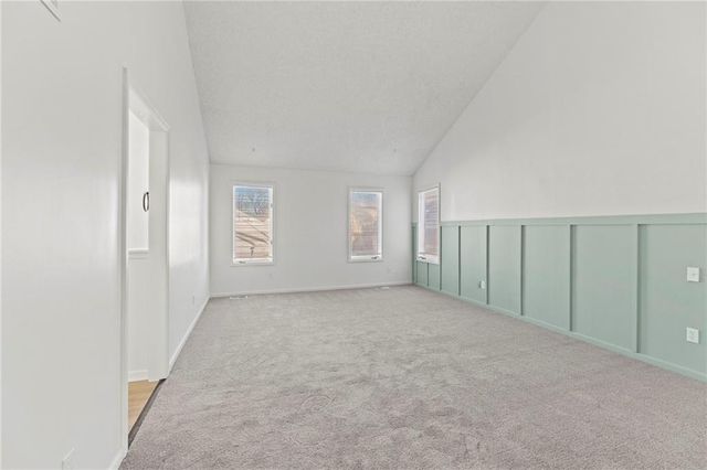 12521 W 85th Terrace, Lenexa, KS 66215