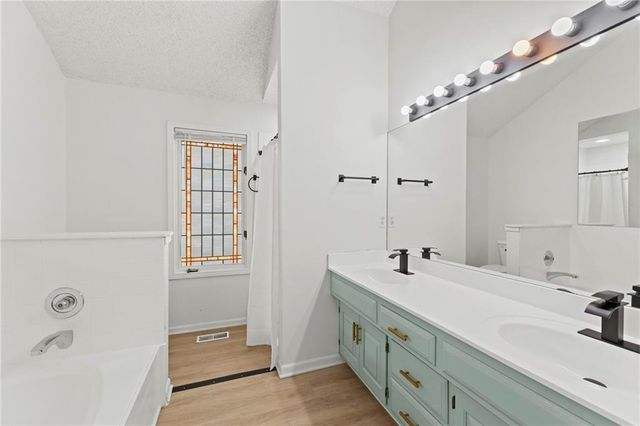 12521 W 85th Terrace, Lenexa, KS 66215