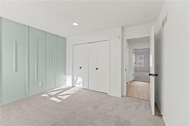 12521 W 85th Terrace, Lenexa, KS 66215