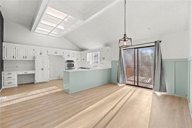 12521 W 85th Terrace, Lenexa, KS 66215