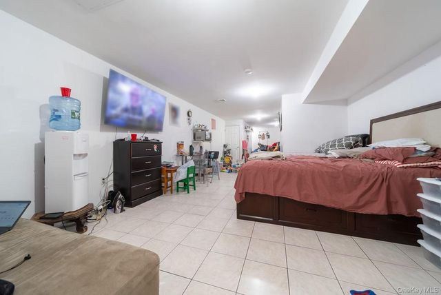 1423 116th Street, College Point, NY 11356