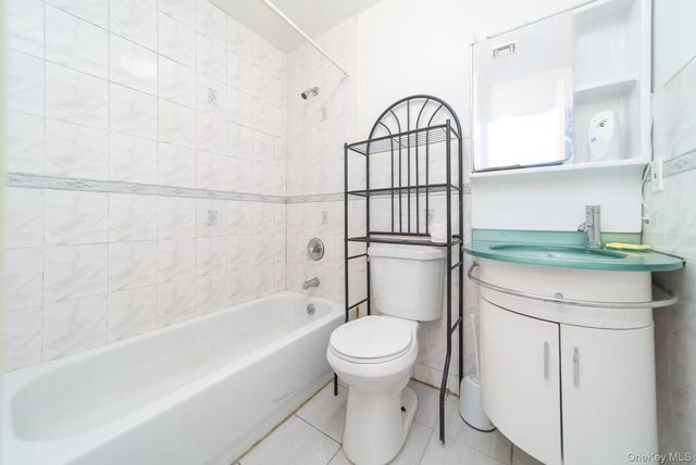 1423 116th Street, College Point, NY 11356