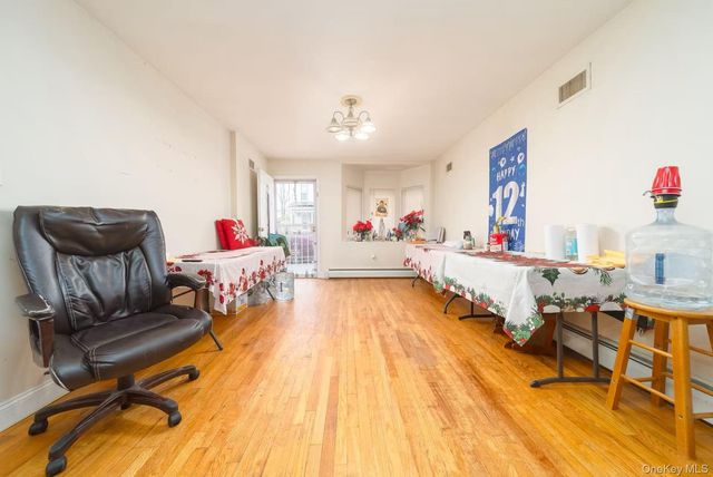 1423 116th Street, College Point, NY 11356