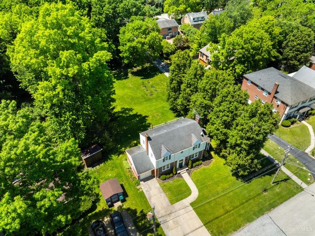 1679 Brachman Avenue, Cincinnati, OH 45230