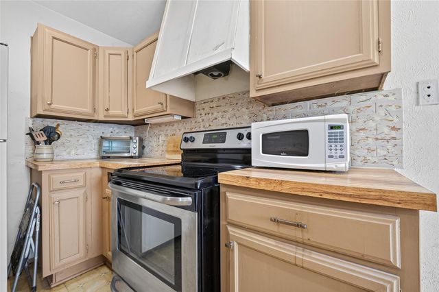 22926 Millgate Drive, Spring, TX 77373